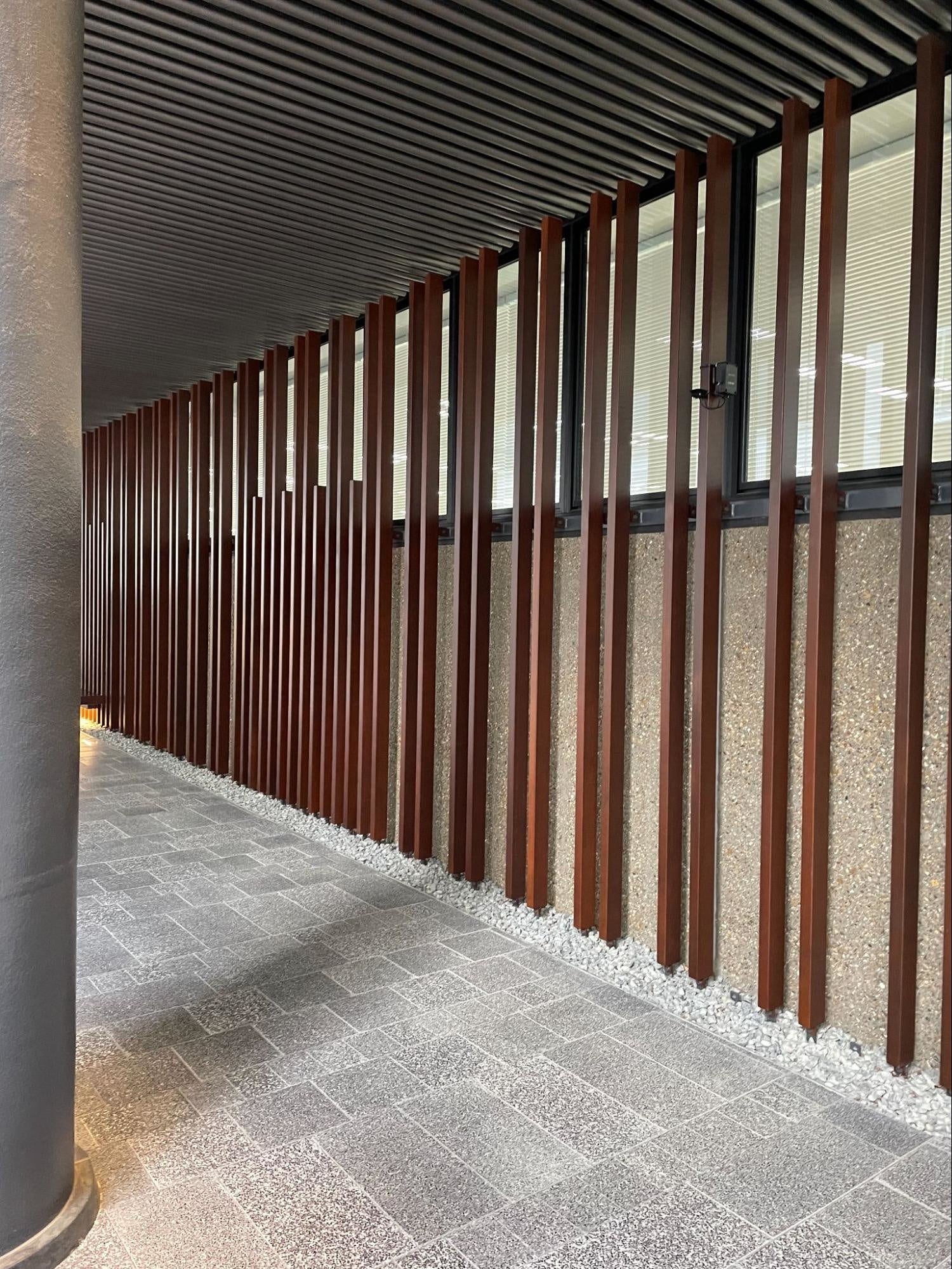 赤外線人流センサーをツドイStreetに設置