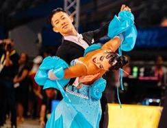 大西咲菜さん（東洋学園大学・社交ダンス）