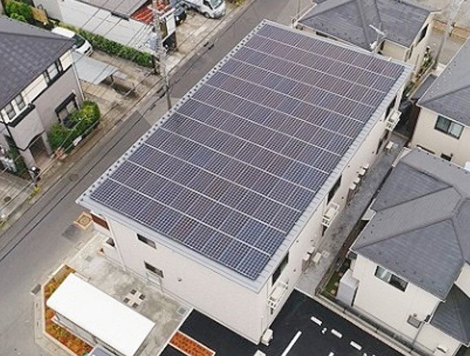 LCCM賃貸集合住宅 太陽光パネルイメージ （埼玉県草加市LCCM賃貸住宅第1号棟）