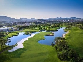 ザ・クイーンズヒルゴルフクラブ