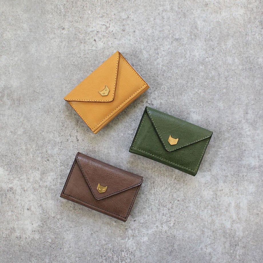 マイクロウォレットトライアングル kura　13,600円／各色