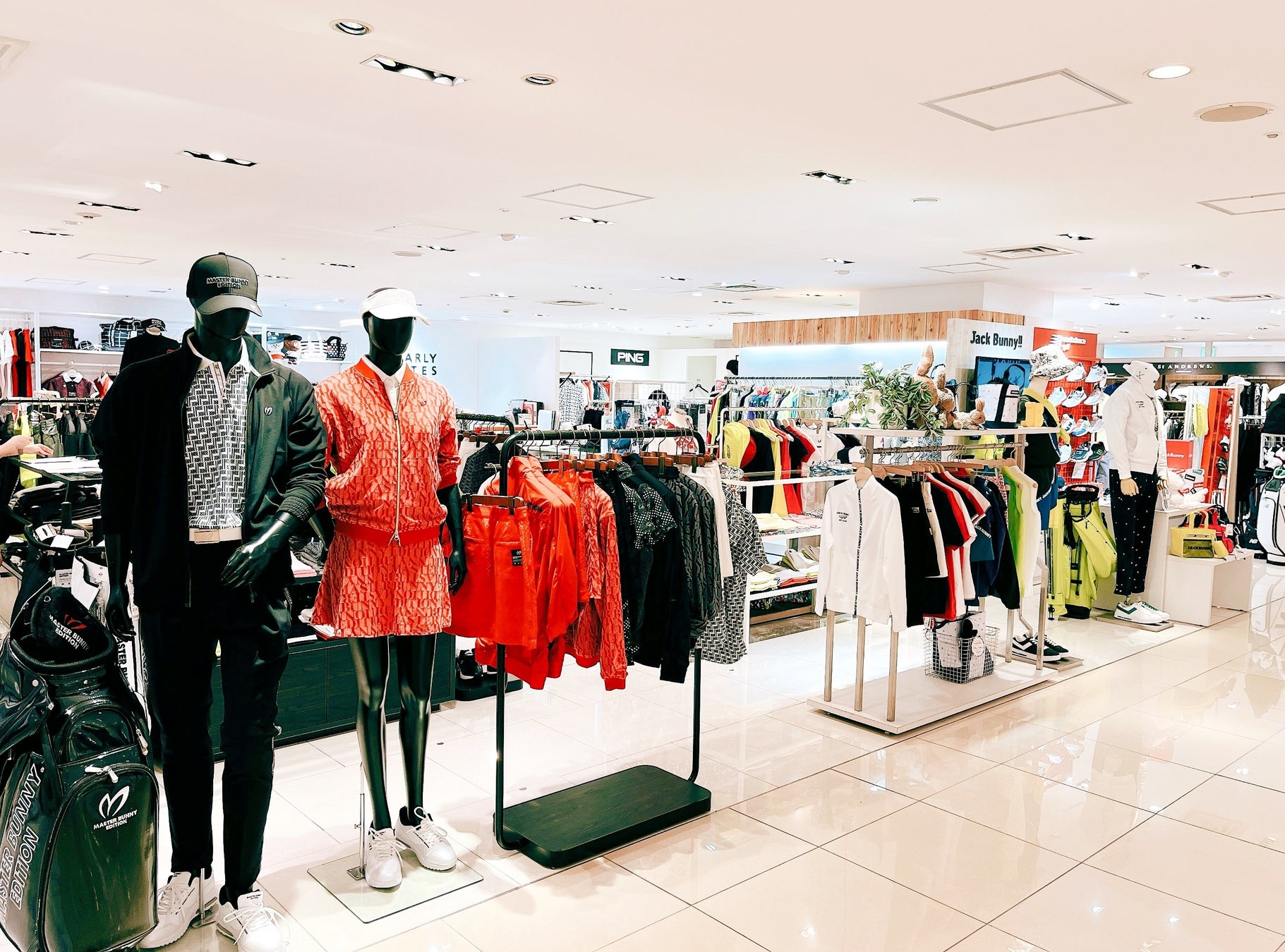 小田急百貨店新宿店情報 ゴルフ愛好家も ファッションとして楽しむ方も 普段使いできるゴルフウエアがじわり注目 株式会社小田急百貨店のプレスリリース 小田急百貨店新宿店情報 ゴルフ愛好家も ファッションとして楽しむ方も 普段使いできるゴルフウエアがじわり注目 株式会社小田急百貨店のプレスリリース