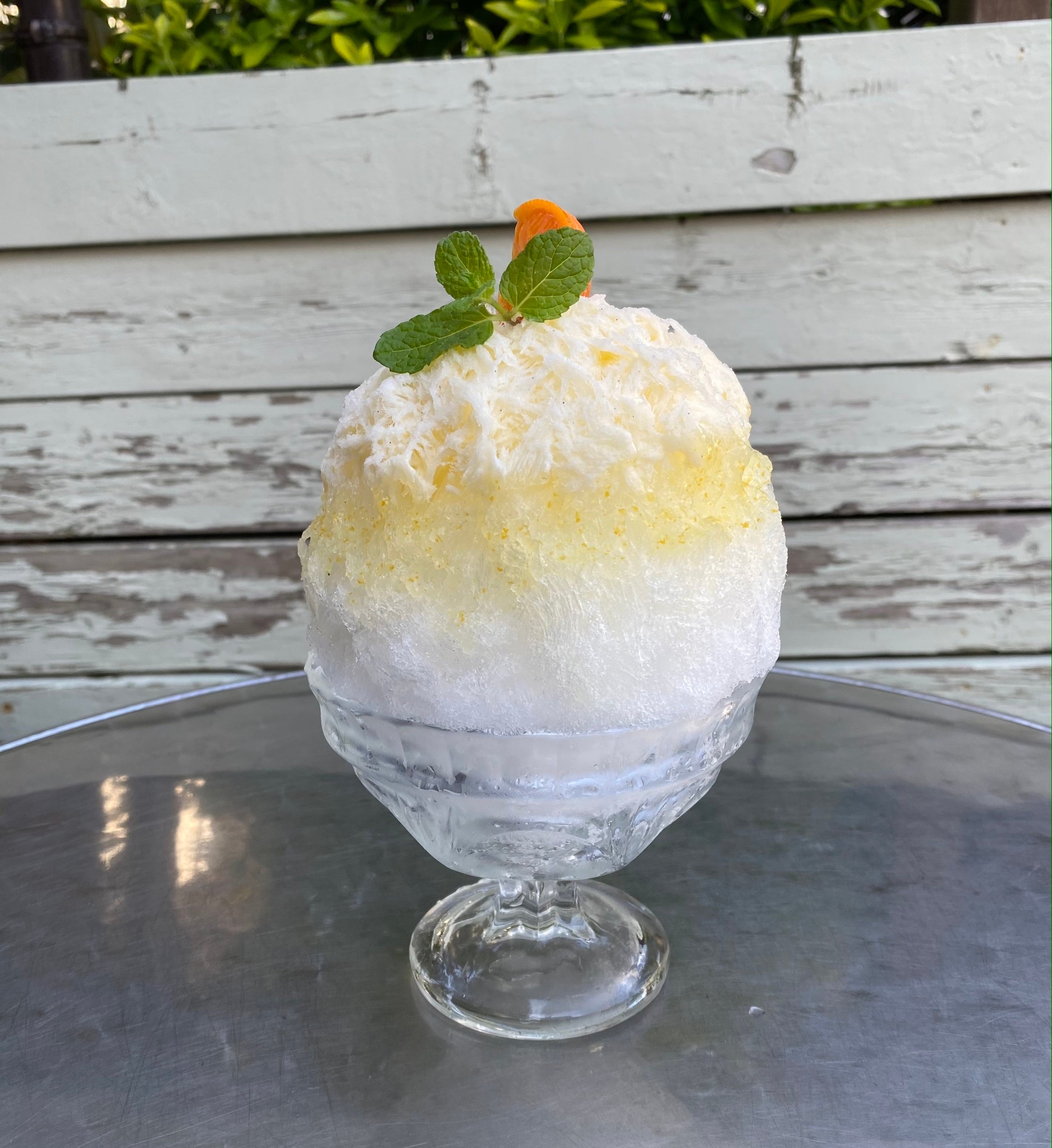 和らぐ柑橘、たまごとみるくとばにらと。（イメージ）