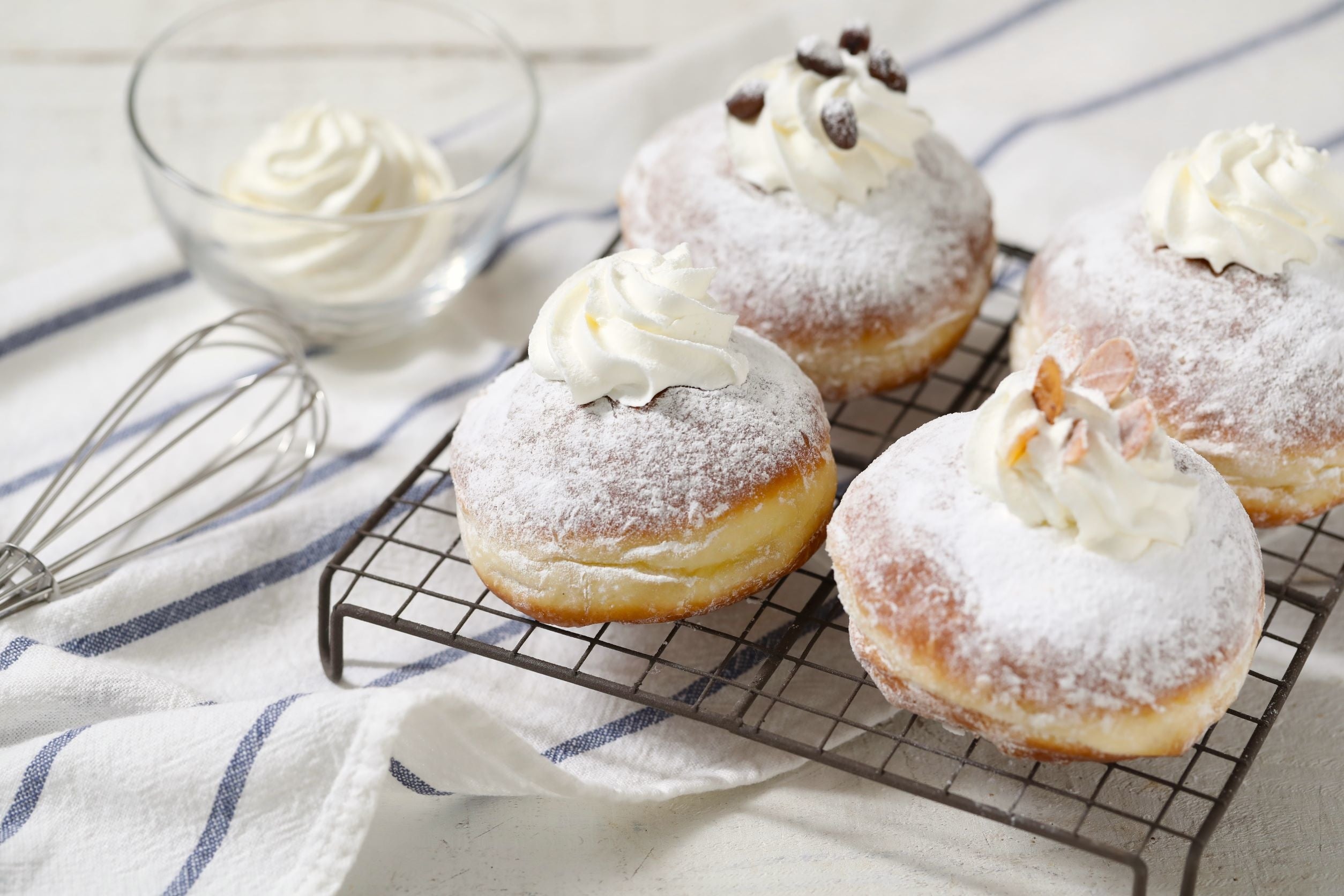 ヘレンドアポニーグリン オーパルプレート　パスタ・フルーツなどの盛り合わせなどに ヘレンドアポニーグリン オーパルプレート パスタ・フルーツなど