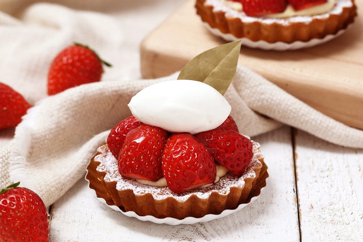 いちごスイーツの新商品『苺のタルト』が1月11日より期間限定で発売! いちごスイーツの新商品『苺のタルト』が1月11日より期間限定で発売!