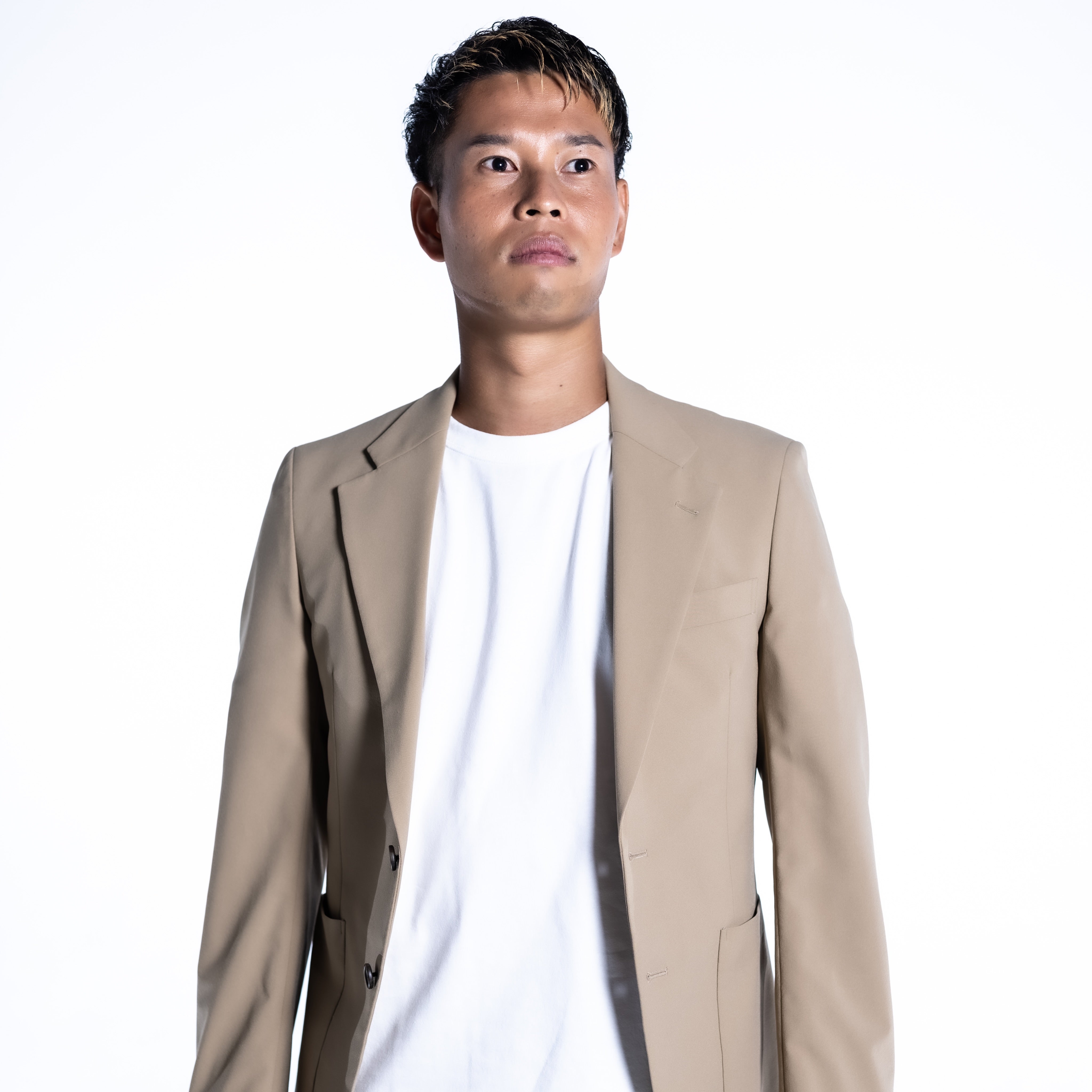 サッカー系No,1クリエイター MAKIHIKAさん