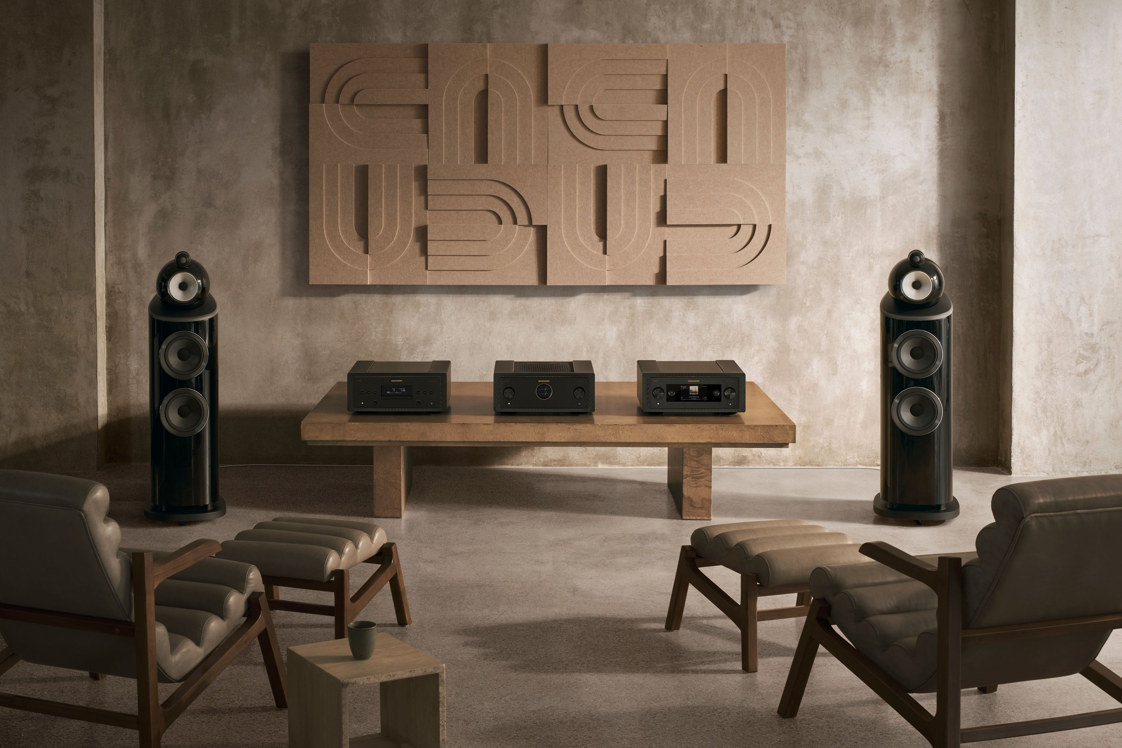 Denon新製品] 完全予約受注生産 ポータブル・ヘッドホン AH-D1200