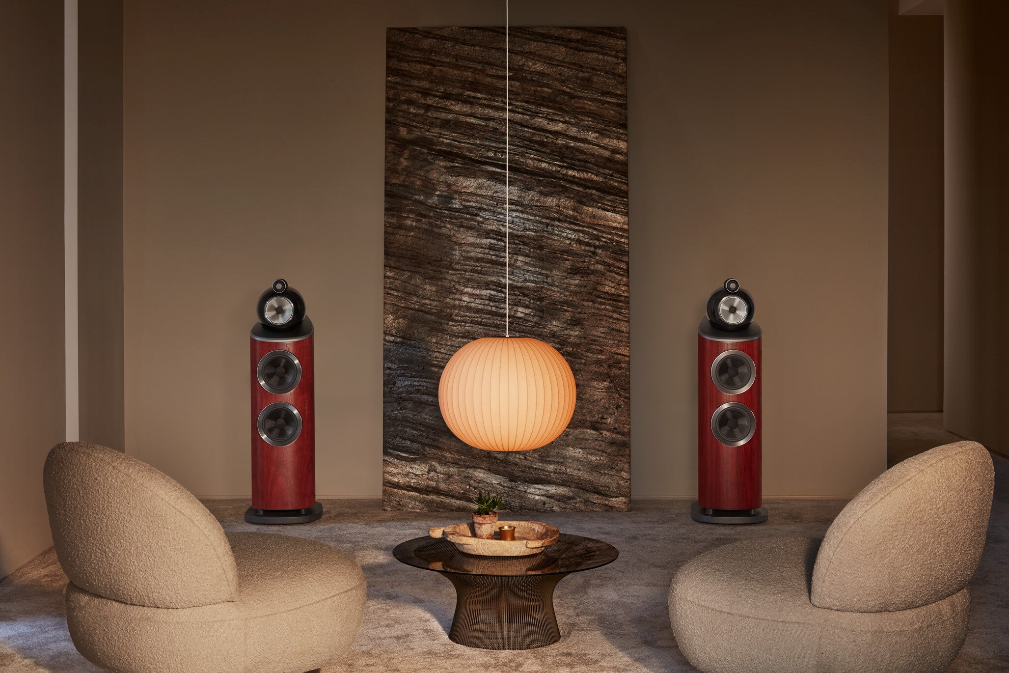 完全予約受注生産] ワールドウィッチーズとデノンの定番モデルを進化