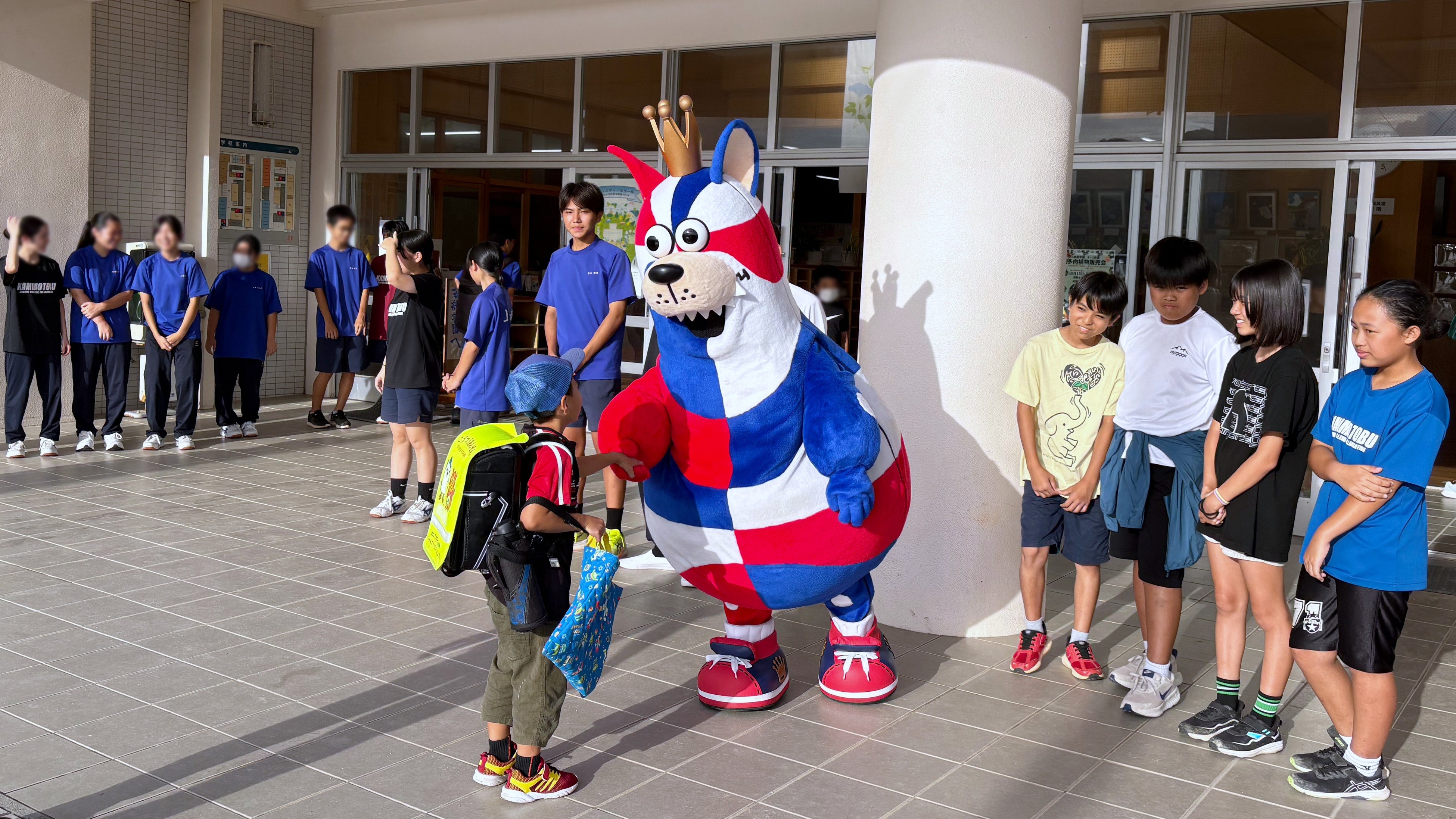 ゴーディーによるあいさつ運動(2025年10月)実施のご報告 | 沖縄