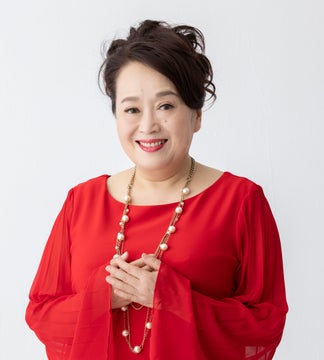 Audibleオリジナル、オーディオファースト作品 原田マハさん書き下ろしの『板上に咲く- MUNAKATA: Beyond Van Gogh』渡辺えりさんの朗読で12月22日配信スタート Audibleオリジナル、オーディオファースト作品 原田マハさん書き下ろしの『板上に咲く- MUNAKATA: Beyond Van Gogh』渡辺えりさんの朗読で12月22日配信スタート