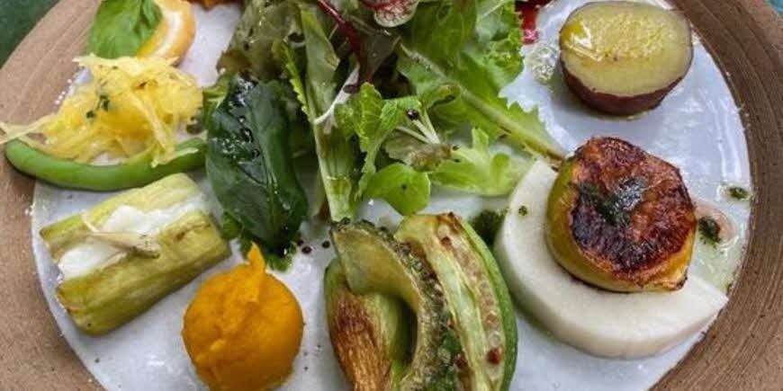 地元の素材を使った料理