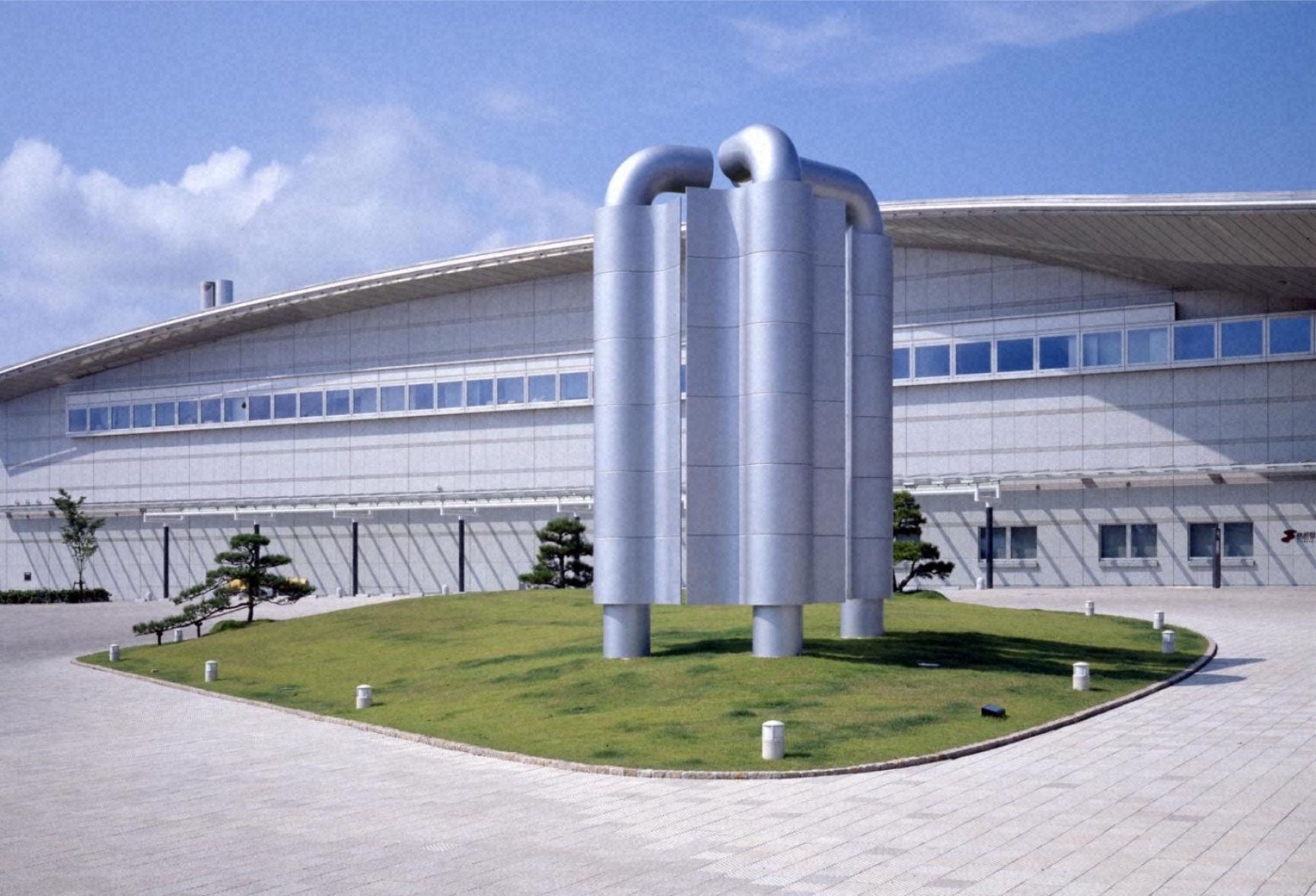 清水九兵衞《語り合い》1999(平成11)年 島根県立美術館蔵