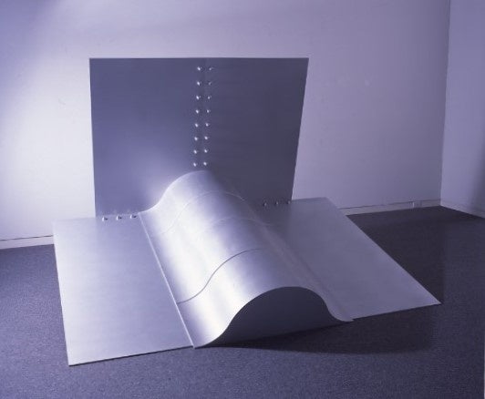 清水九兵衞《CORRESPONDING FORM4》 1995(平成7)年　島根県立美術館蔵　