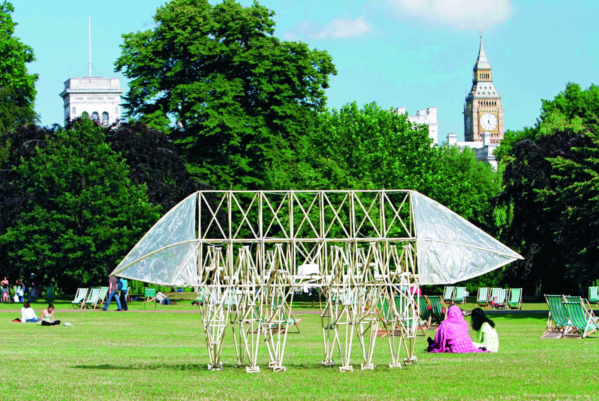 テオ・ヤンセン《アニマリス・オルディス》2006年 ©Theo Jansen