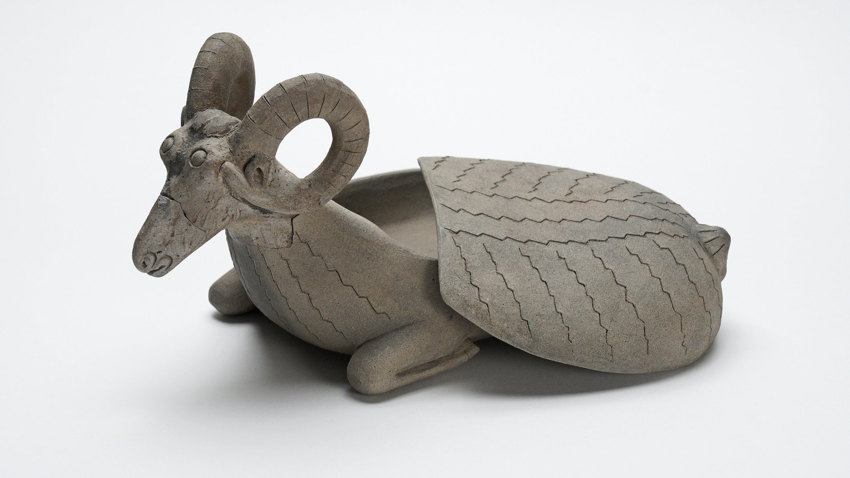 重要文化財　三重県斎宮跡出土品　羊形硯 斎宮歴史博物館蔵