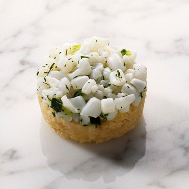 ヤリイカとキュウリのハーブ和え