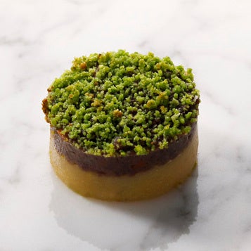 ​エゾ鹿の赤ワイン煮グラチネ