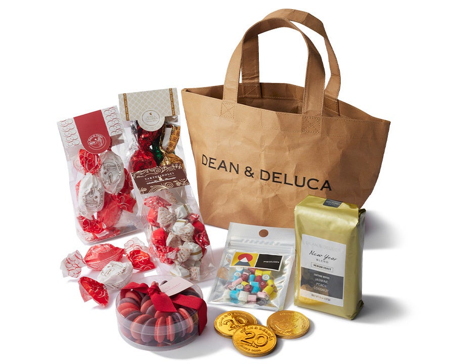 DEAN & DELUCA】毎年恒例の福袋にニューイヤーくじ付き