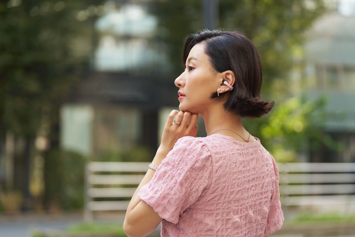 Shokz OpenDots ONE ピンク | Shokzとして、はじめてDolby Audioに対応