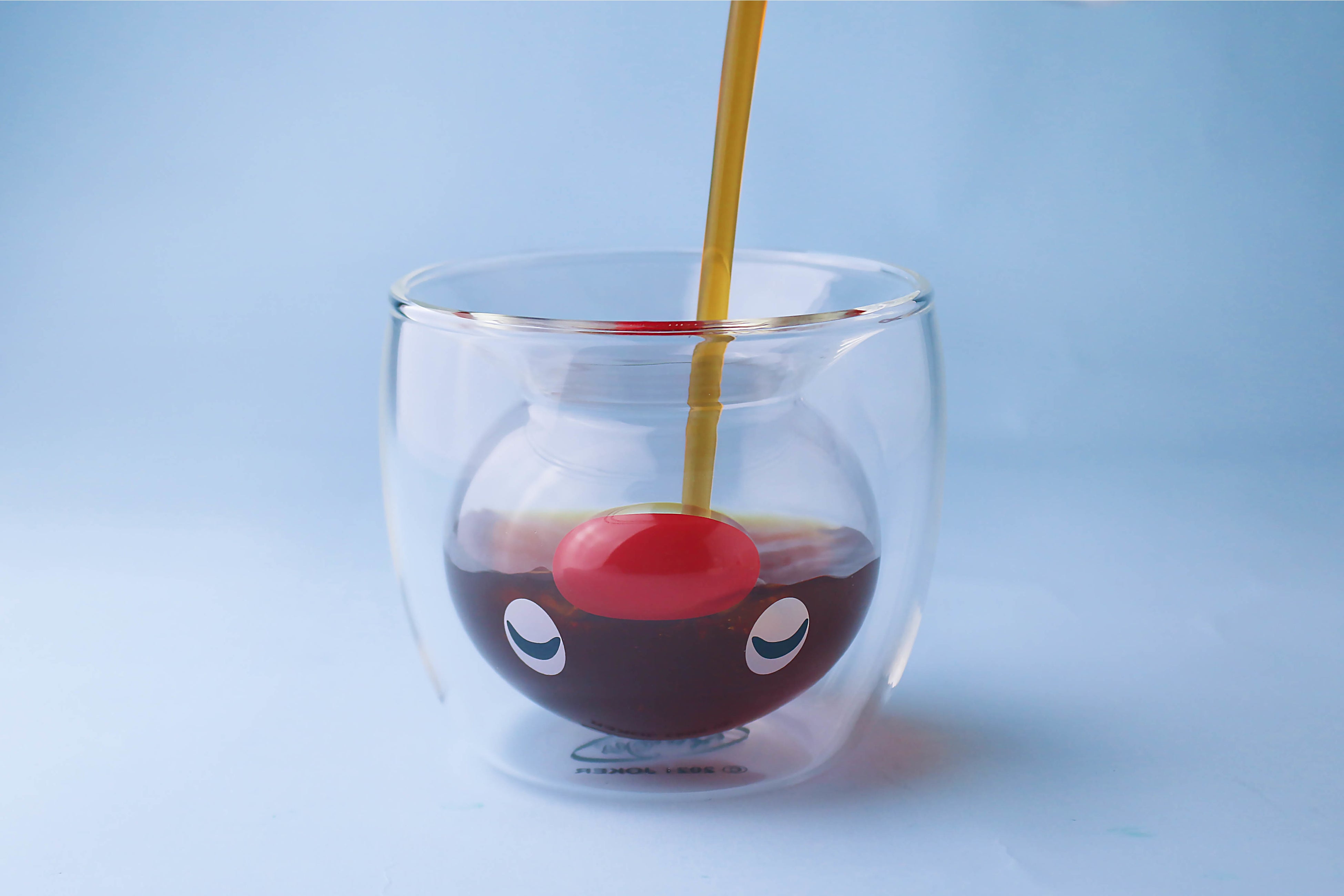 「ピングー」グラス©2022 JOKER