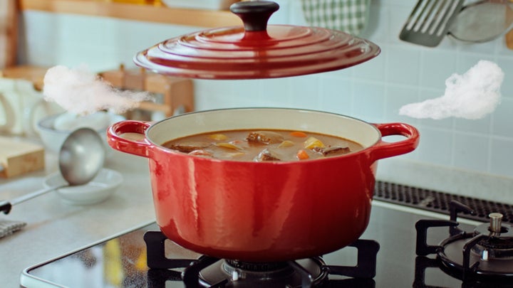 人気声優 高山みなみさんがナレーションで熱く応援!TVCM「カレーでハートに火をつけろ!!」篇 人気声優 高山みなみさんがナレーションで熱く応援!TVCM「カレーでハートに火をつけろ!!」篇