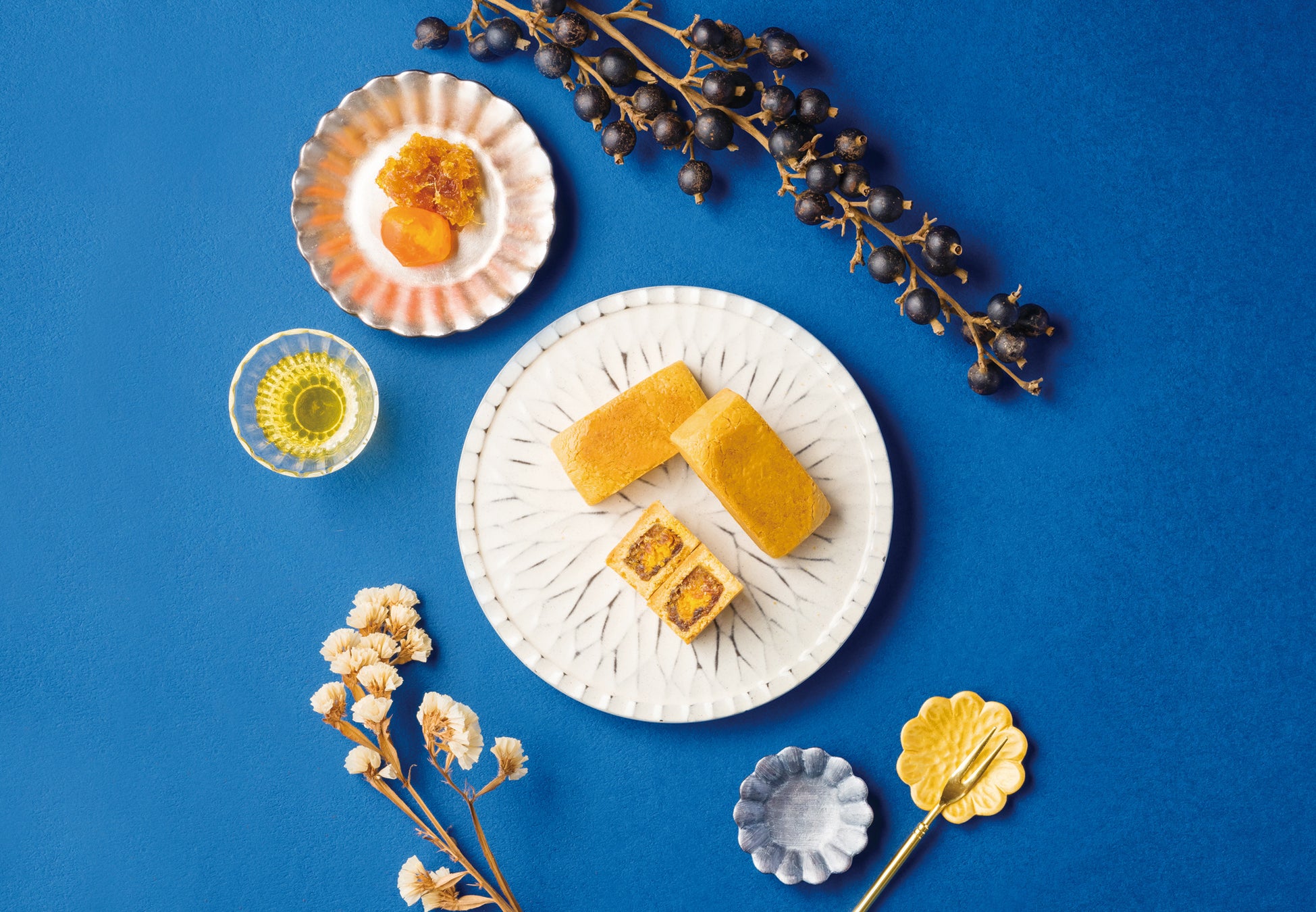 自家製パイナップルケーキが大好評の大阪 南森町 台湾菓子 万華 から 中秋節限定の 鳳凰酥 卵黄入りパイナップルケーキ が登場 グレイス株式会社のプレスリリース 自家製パイナップルケーキが大好評の大阪 南森町 台湾菓子 万華 から 中秋節限定の 鳳凰酥 卵黄入りパイナップルケーキ が登場 グレイス株式会社のプレスリリース