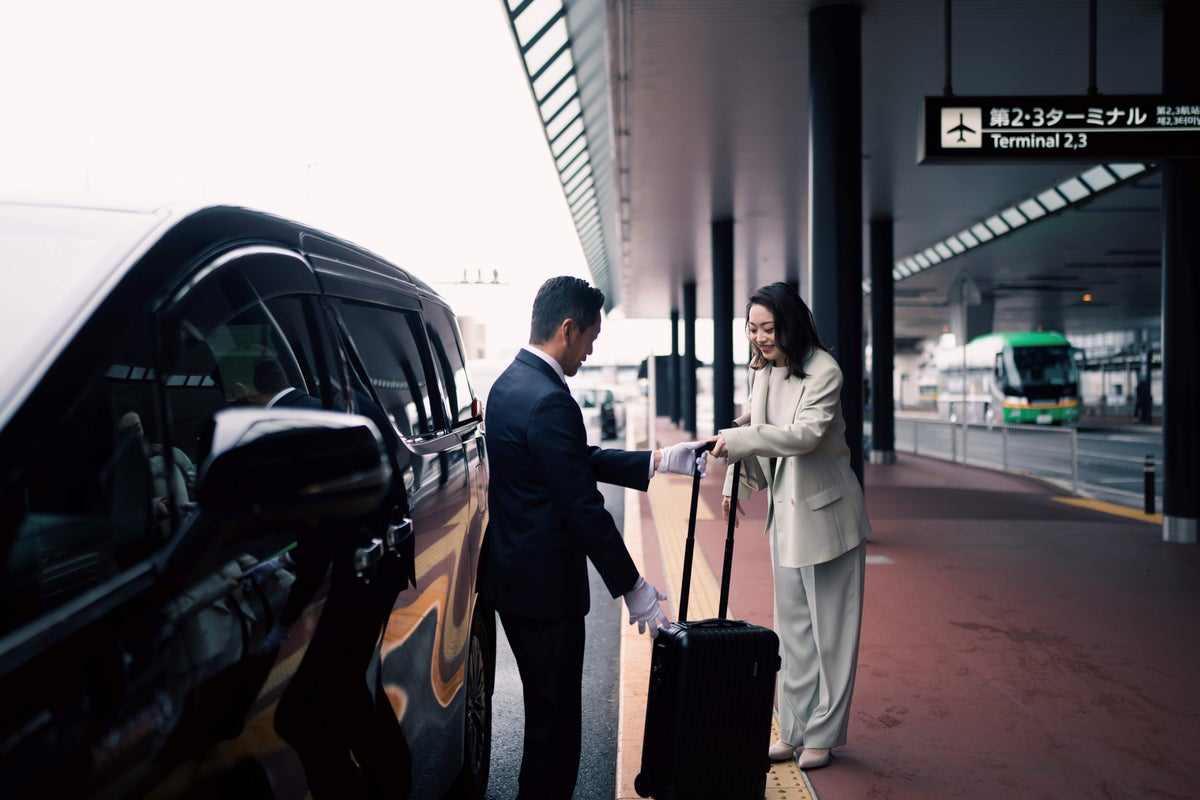 ラグジュアリーカード、「Uber プレミアム」で会員限定優待を開始 国内の対象乗車がカード種別に応じて毎月1回最大3,000円または5,000円割引