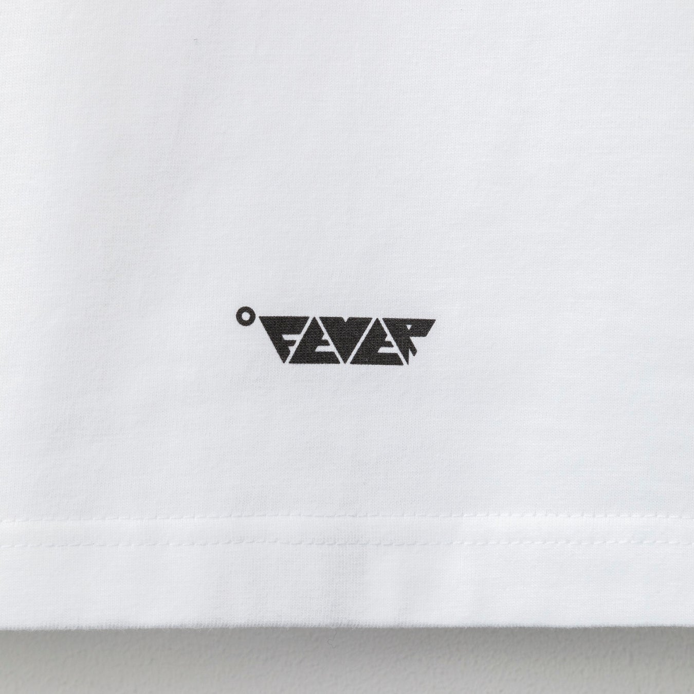 写真家 小浪次郎 新作写真展 黄色い太陽 Burning Drop Parco Museum Tokyoにて12月24日 金 より開催 オリジナルtシャツを会場限定で販売決定 株式会社パルコのプレスリリース 写真家 小浪次郎 新作写真展 黄色い太陽 Burning Drop Parco Museum Tokyoにて12月24日 金 より開催 オリジナルtシャツを会場限定で販売決定 株式会社パルコのプレスリリース