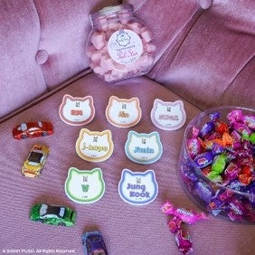 TinyTAN Dynamite  Name☆バッジ(全7種ランダム封入)  価格:680円