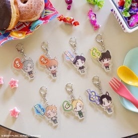 TinyTAN Dynamite　 アクリルキーホルダー(全7種)　 価格：900円