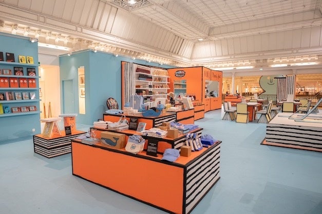 「NOUNOU」ポップアップストアの様子