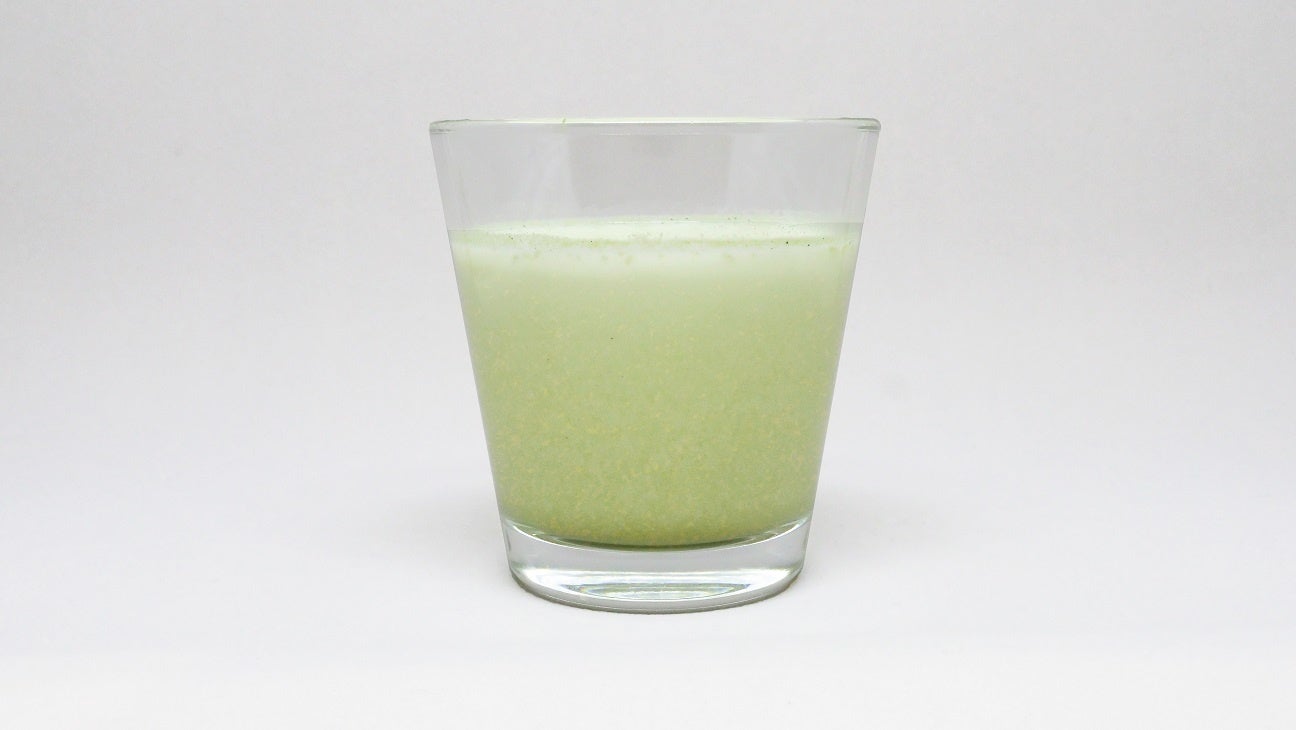 からだにユーグレナ　やさしいフルーツオレパウダー_コップ