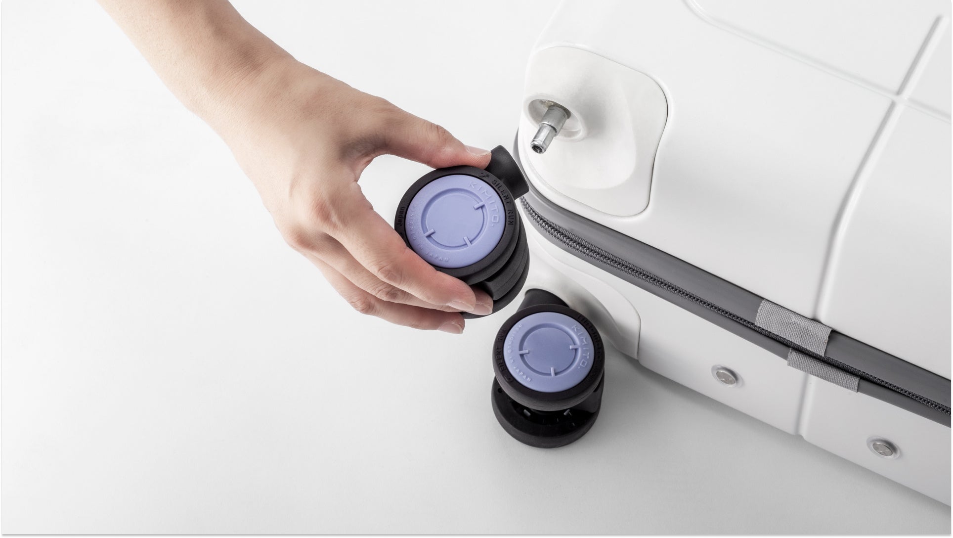 ⭐️羽田空港限定⭐️新品未使用フランクミュラースーツケースベルト白 Amazon.co.jp: 羽田空港フランクミュラースーツケースベルト白