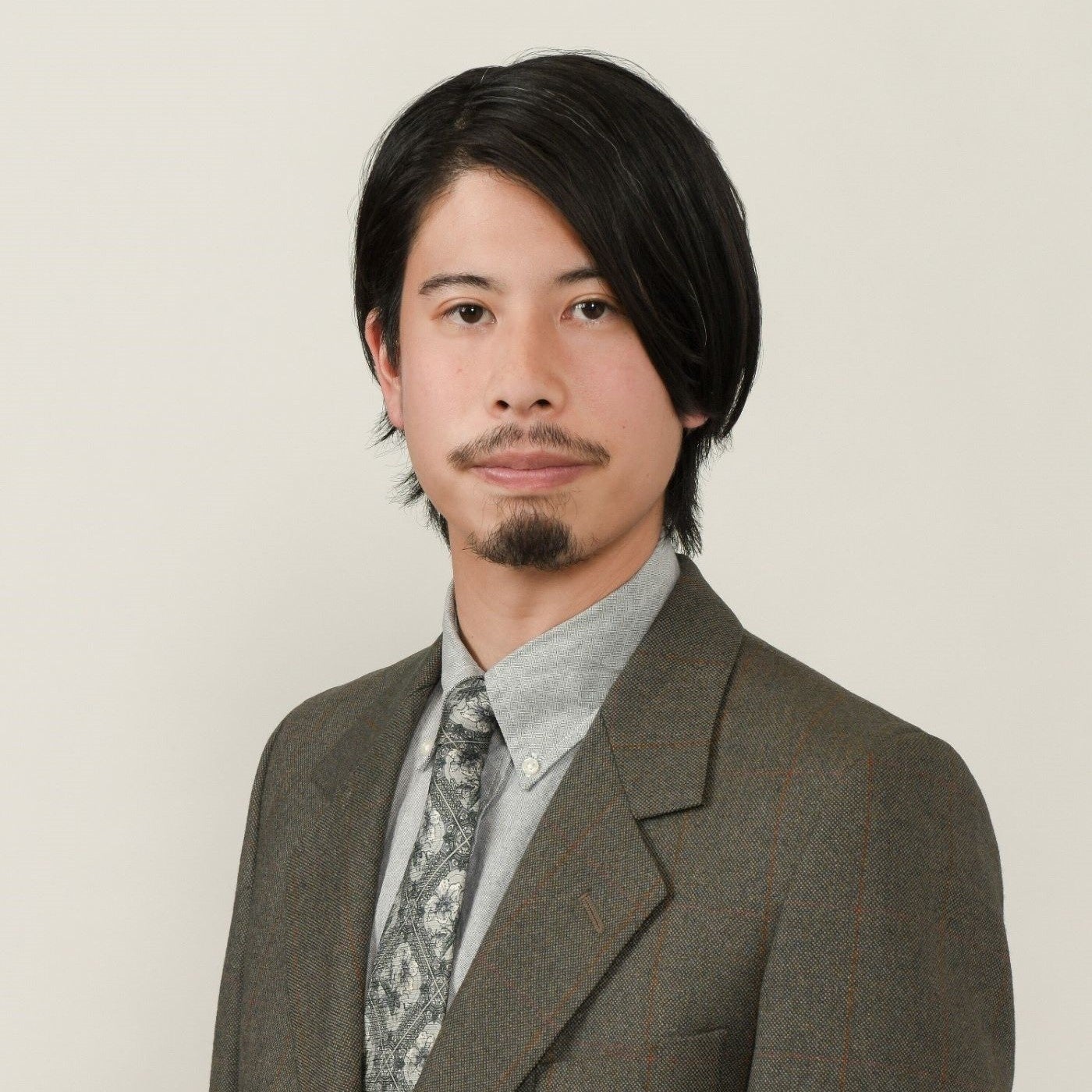 谷本 敬一朗 氏