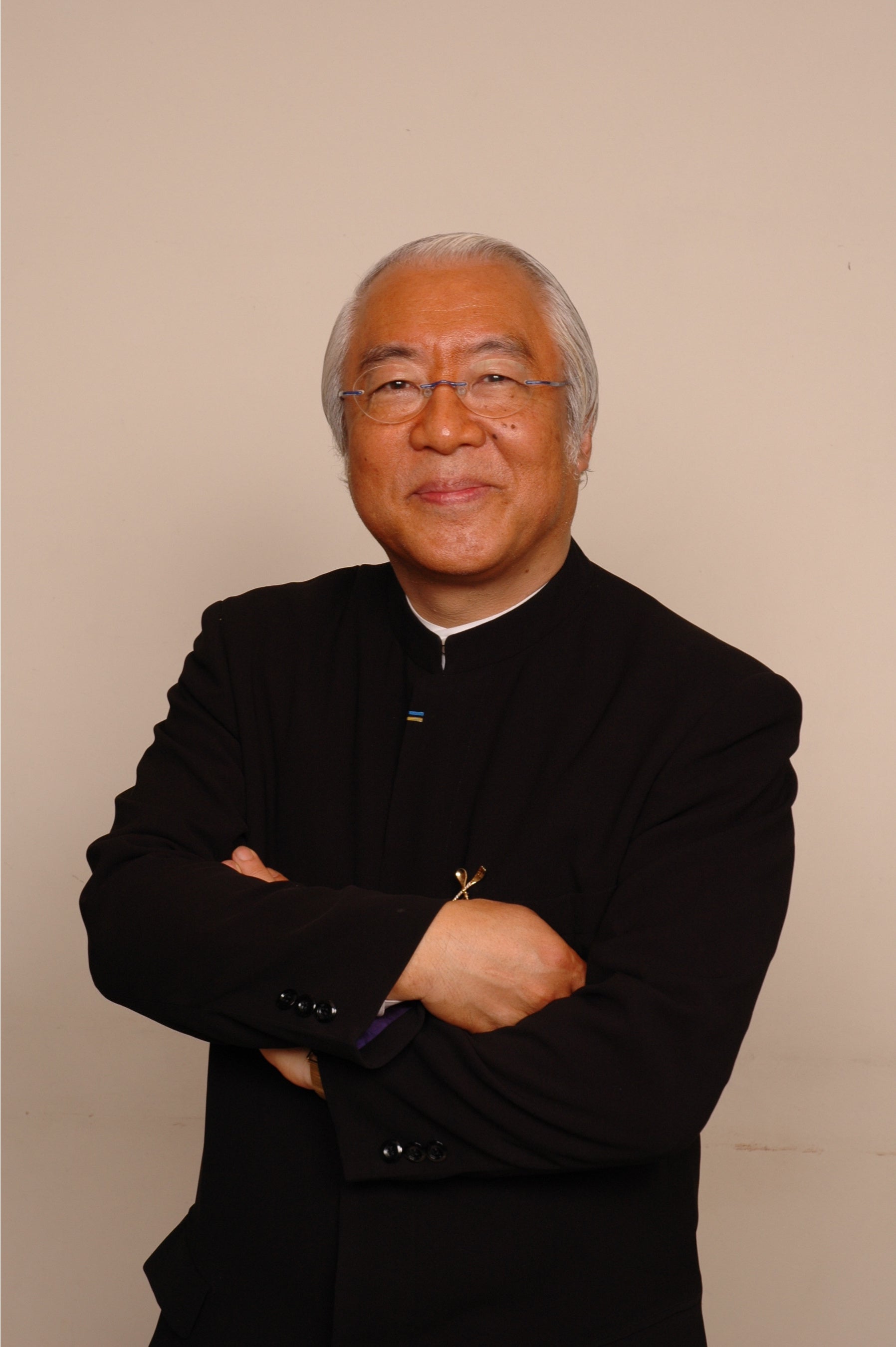 名誉顧問：服部 幸應 学校法人服部学園 理事長 服部栄養専門学校 校長 公益社団法人全国調理師養成施設協会 会長 一般社団法人日本飲食団体連合会　会長