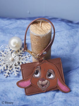 ディズニー創立100周年を記念した話題の最新作がMaison de FLEURに初登場 『ウィッシュ』の特別なコレクションを12月15日(金)に発売! ディズニー創立100周年を記念した話題の最新作がMaison de FLEURに初登場 『ウィッシュ』の特別なコレクションを12月15日(金)に発売!