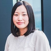 坪井 一菜 氏