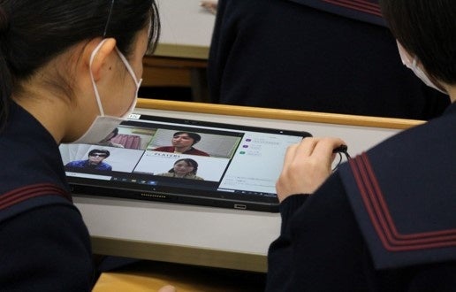 問いかけ最中の様子