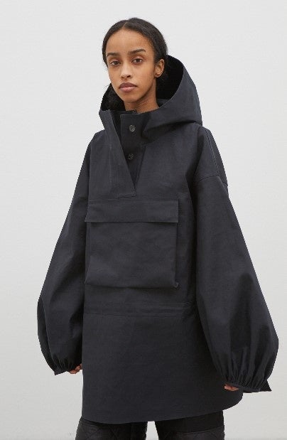 JACINDA ANORAK	 MIDNIGHT BLUE ¥555,500
