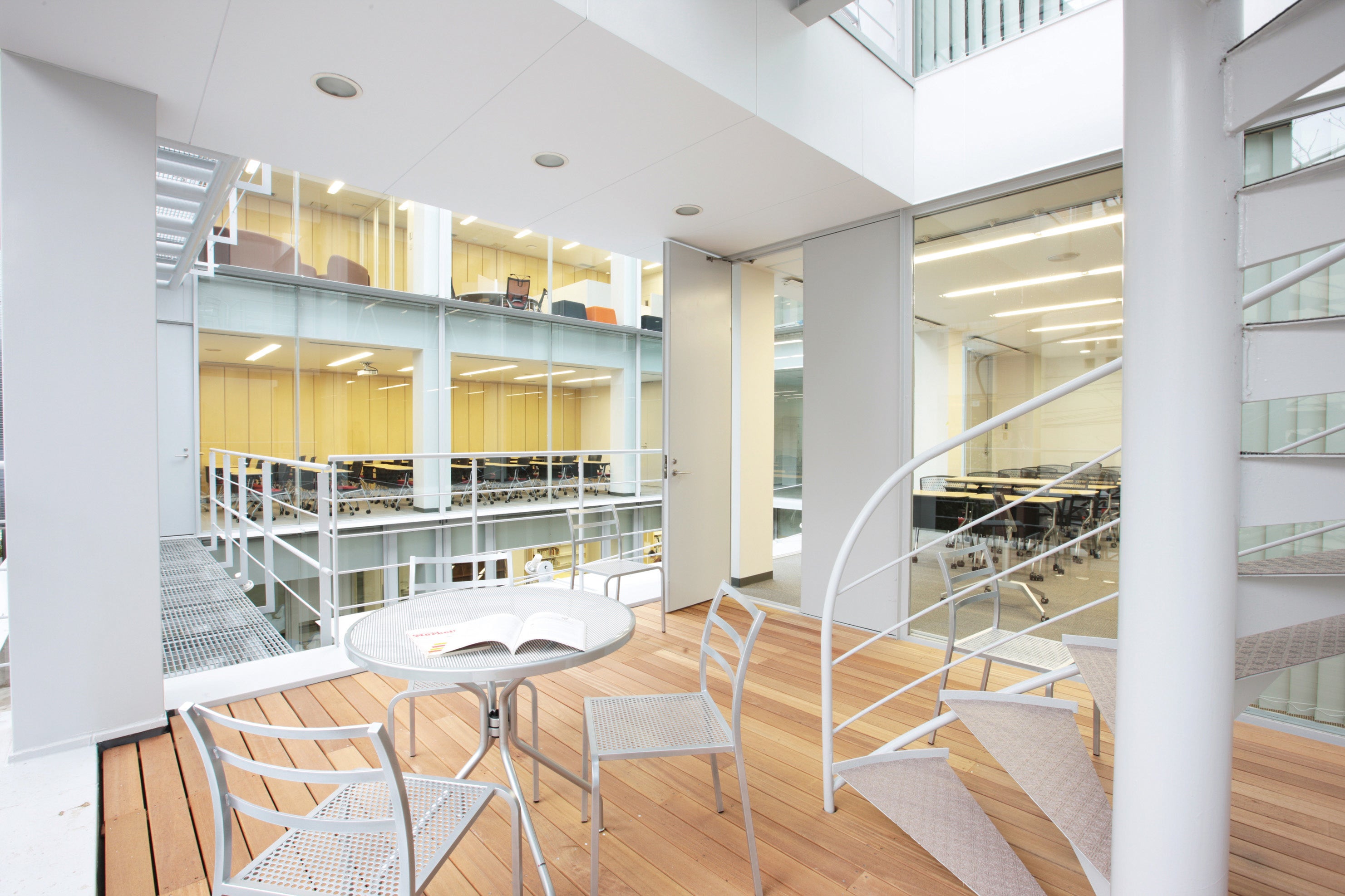 事業構想大学院大学 東京校舎