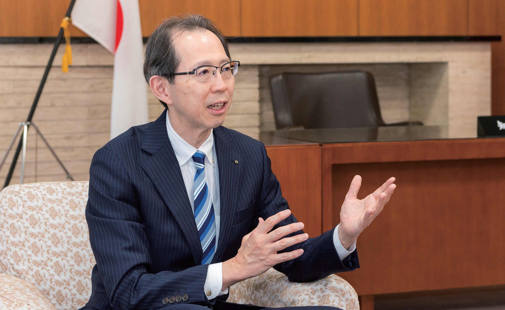 内堀雅雄・福島県知事