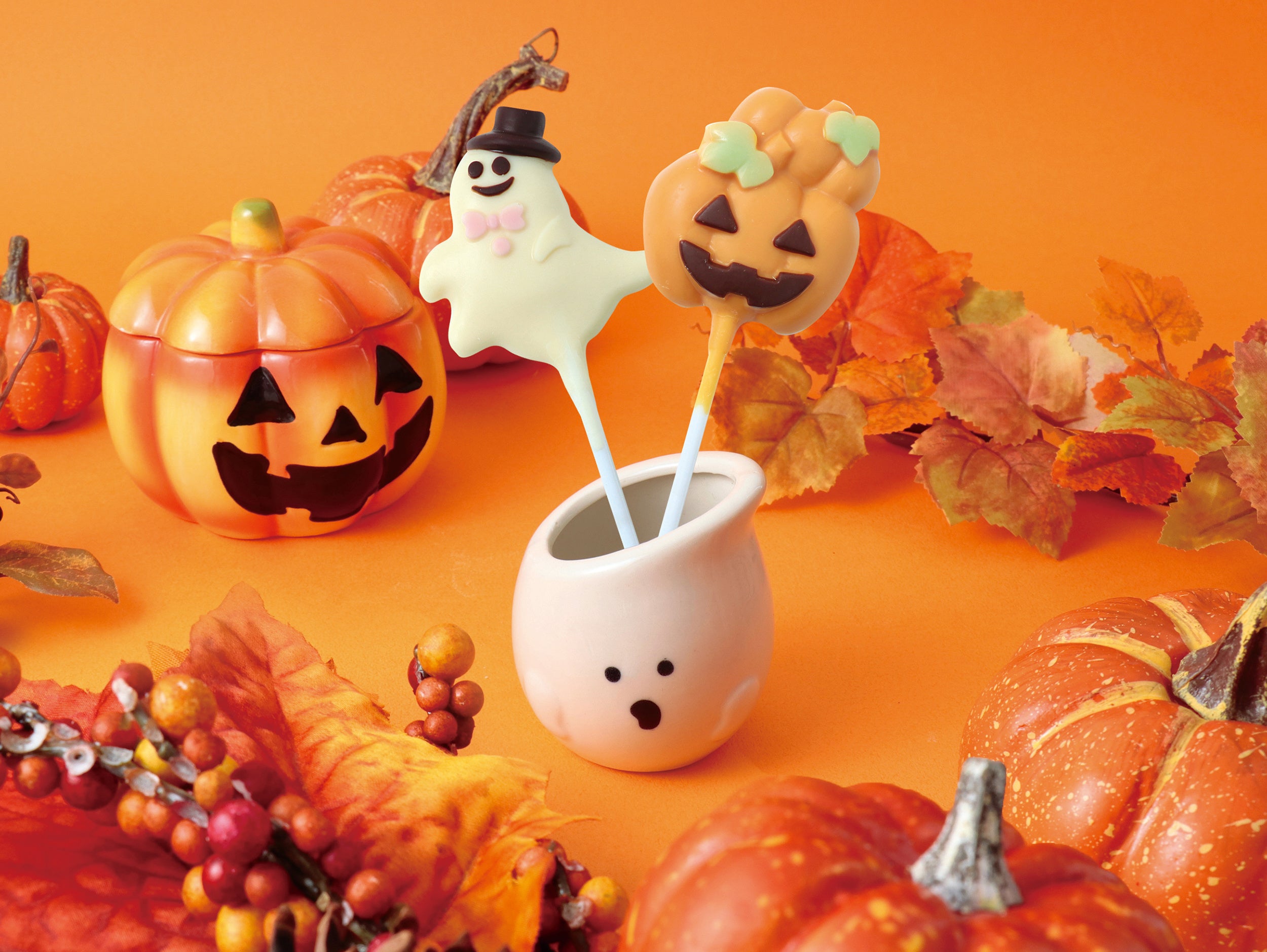 スイートピー❣️ハロウィンアレンジ、かぼちゃ、ばら、キャンディ❣️ カラフルで可愛いハロウィンスイーツ！東京・白金の洋菓子店【ラ