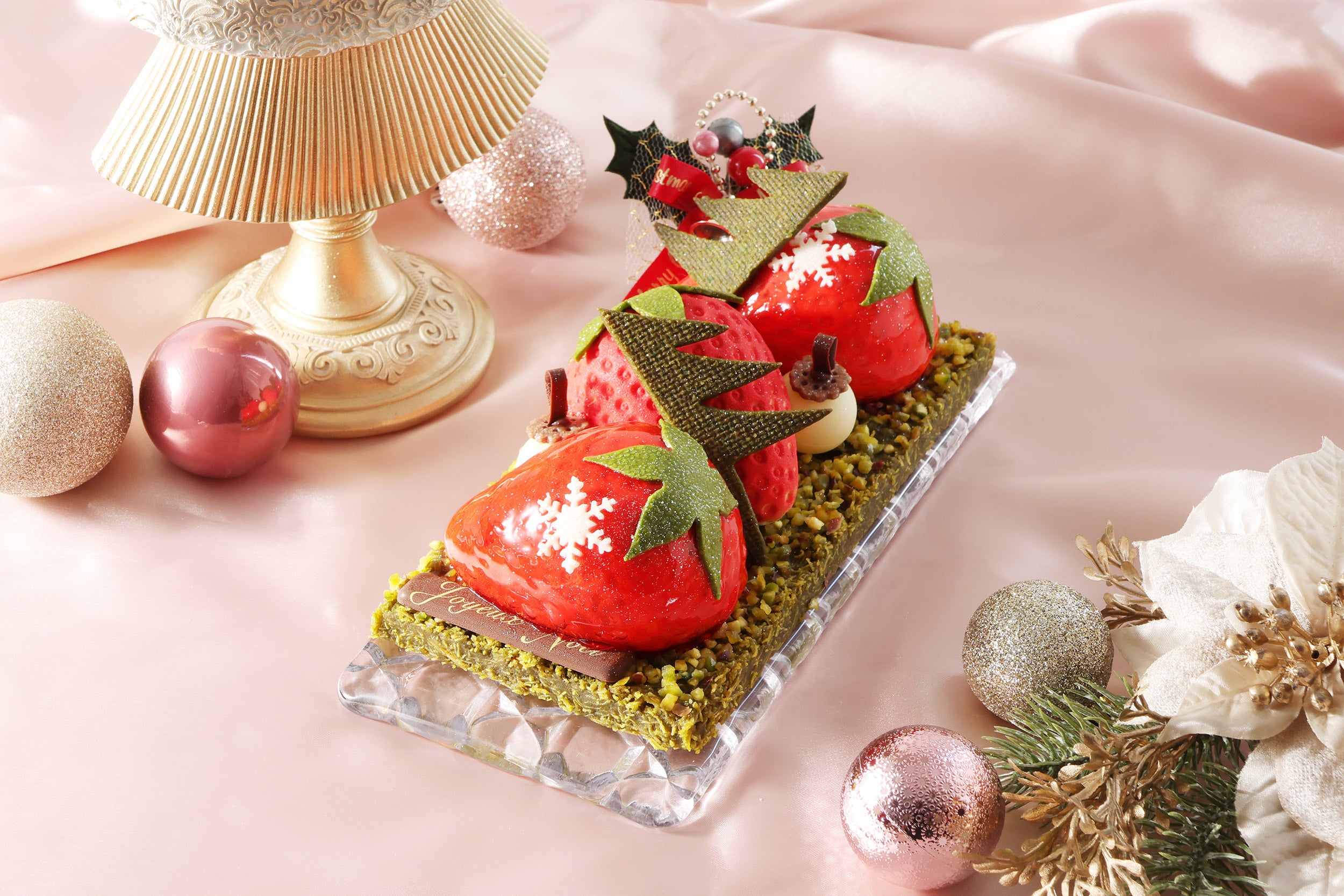 ちー☆パパ　804040 クリスマス限定品 ヤマザキ] クリスマス 4種のアソートケーキ6号【A1010