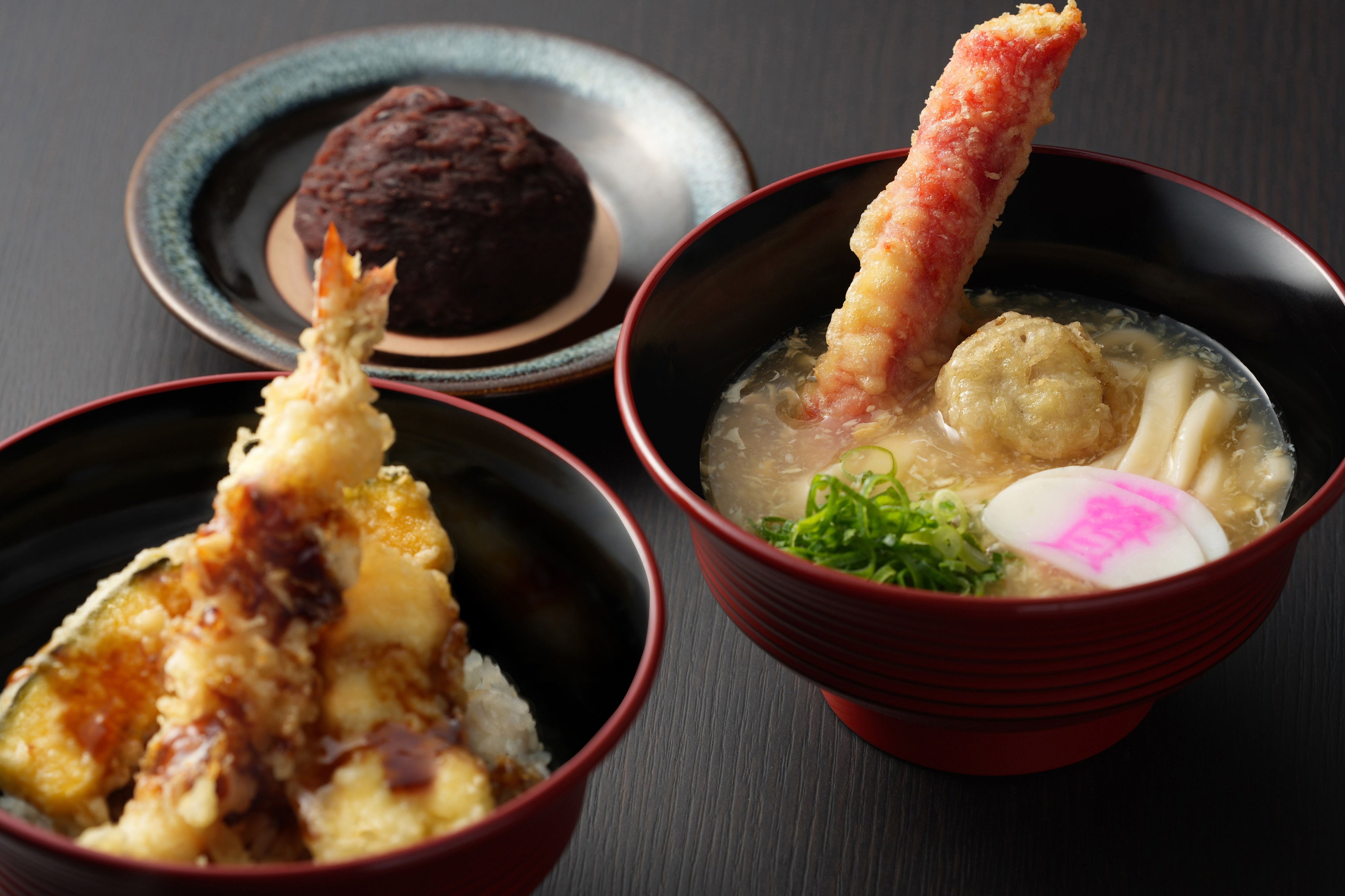 「うどん」も「丼」も楽しめる「しあわせ海鮮セット」！