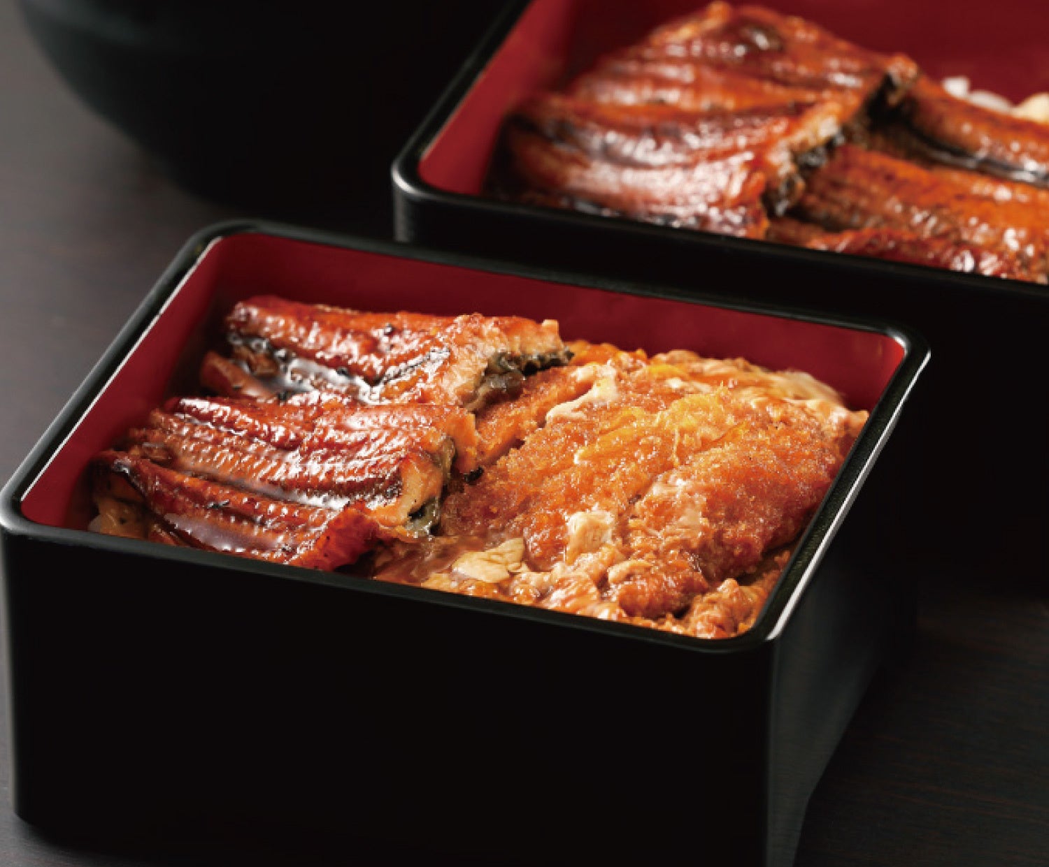 圧倒的ボリューム感！今年は「うなカツ重」で決まり！