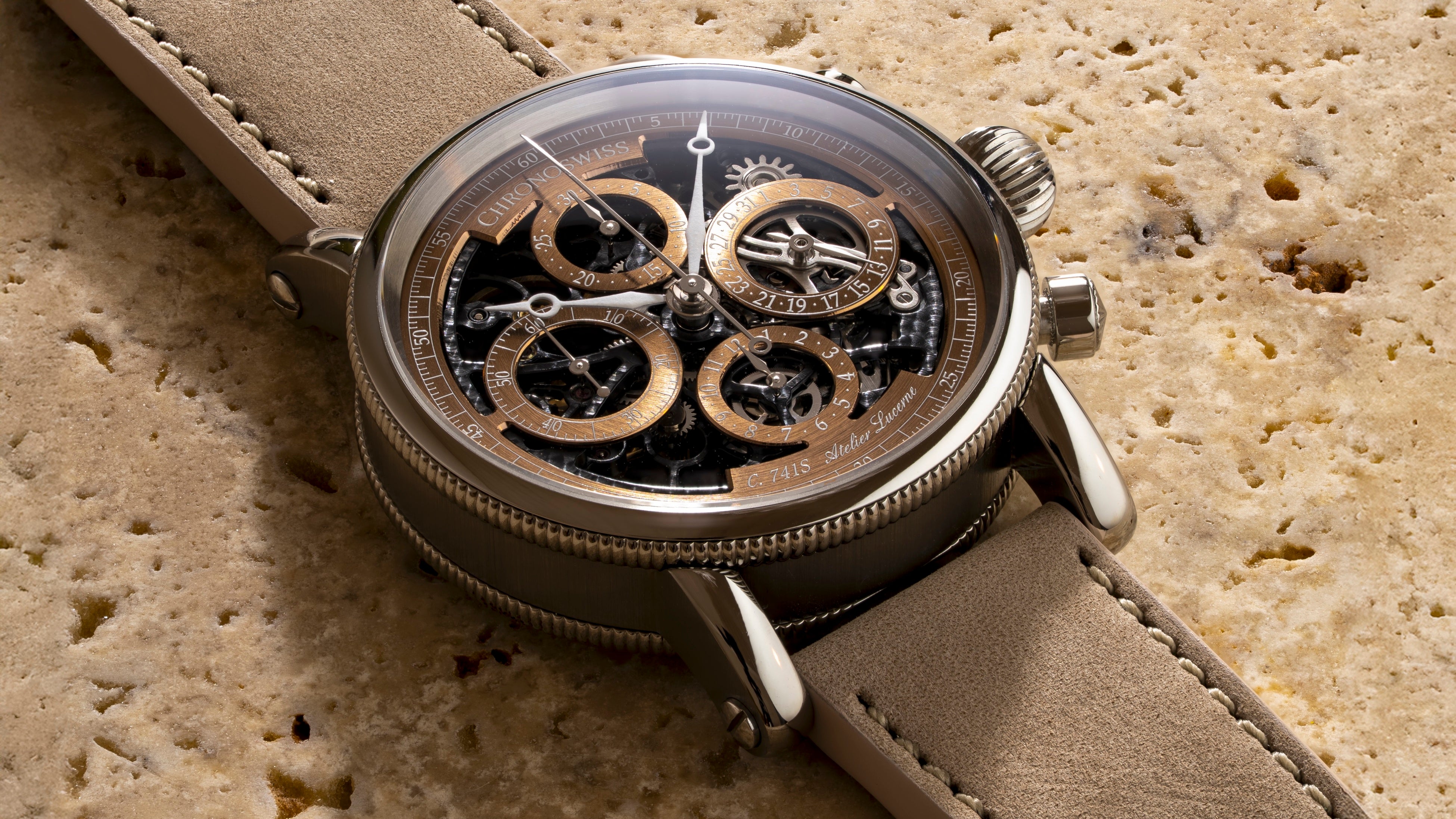 スイスの高級機械式時計クロノスイス、スケルトン・クロノグラフの30年