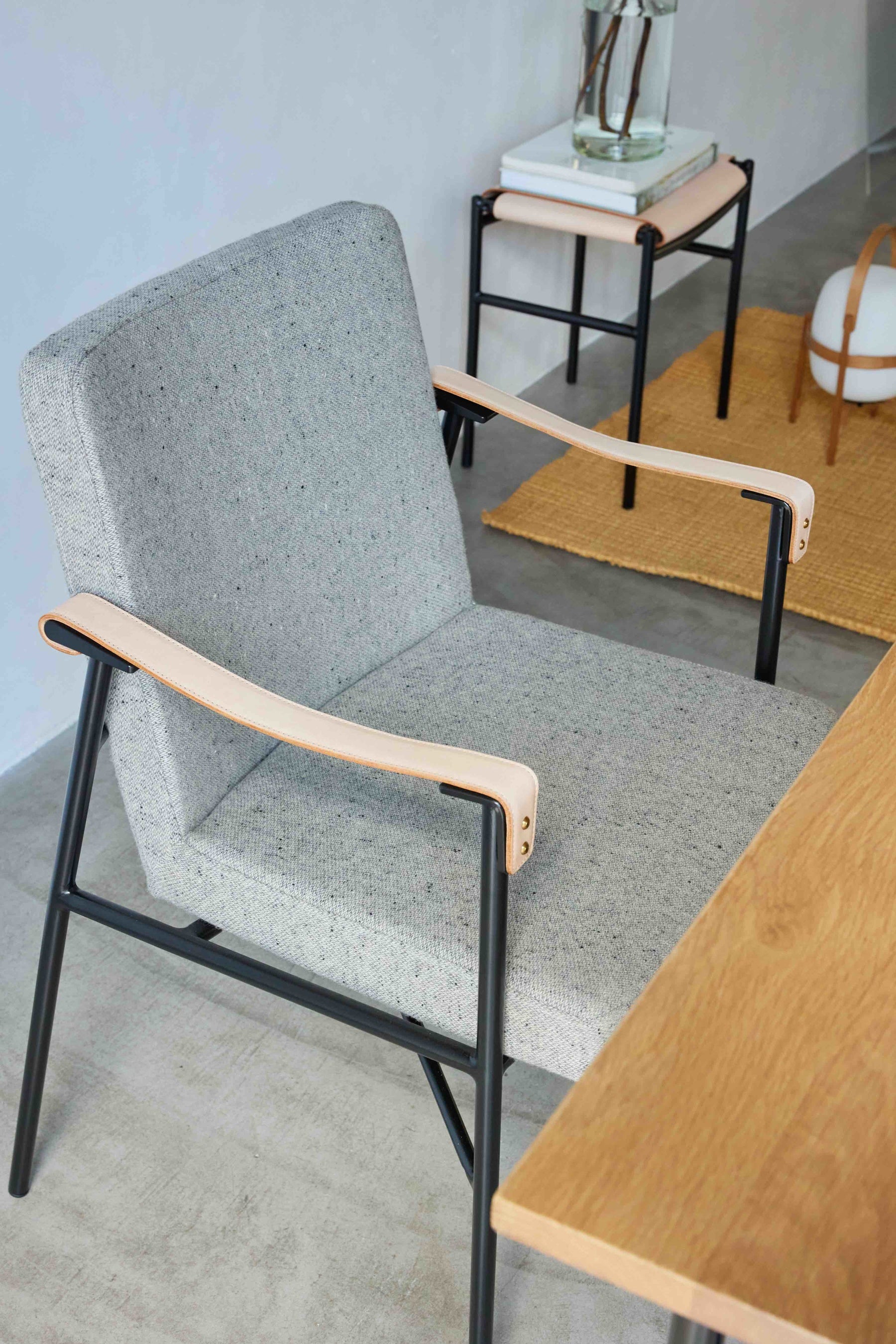 どんな暮らしの時間にも自然と馴染んでくれる。URBAN RESEARCH DOORS