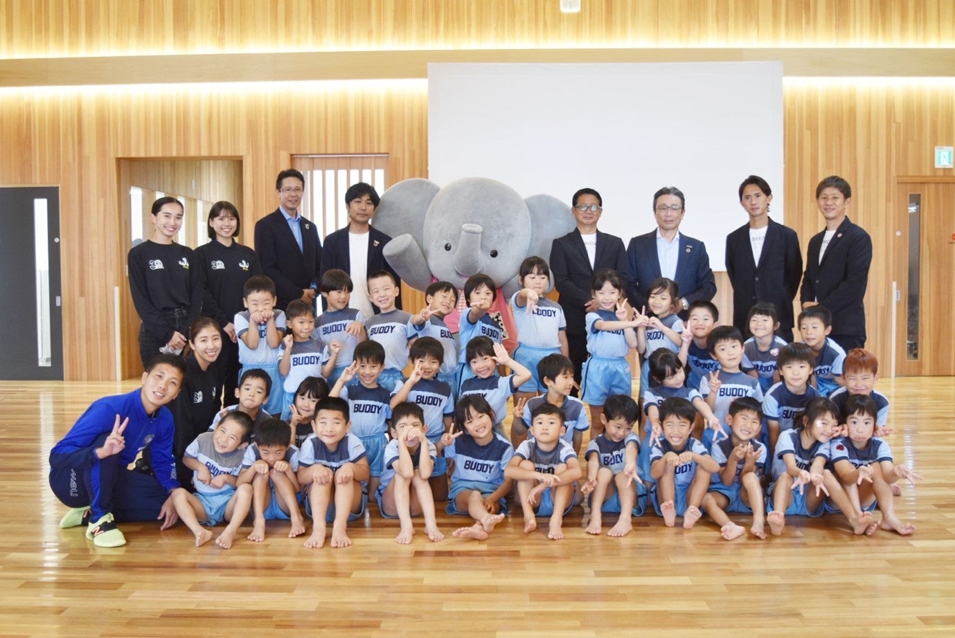 ※パオくんとふれあおう！集合写真