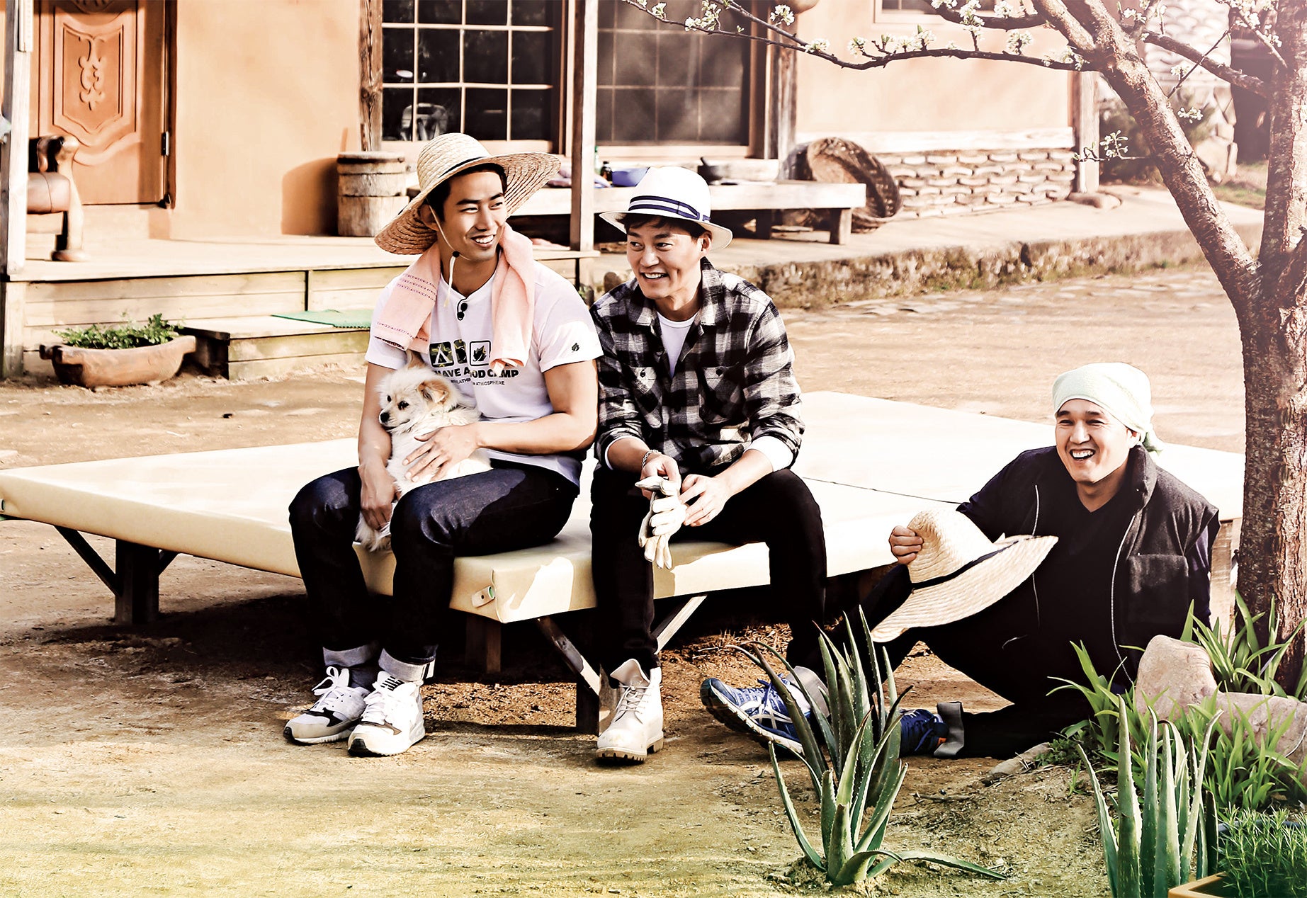 ⓒ CJ ENM Co., Ltd, All Rights Reserved