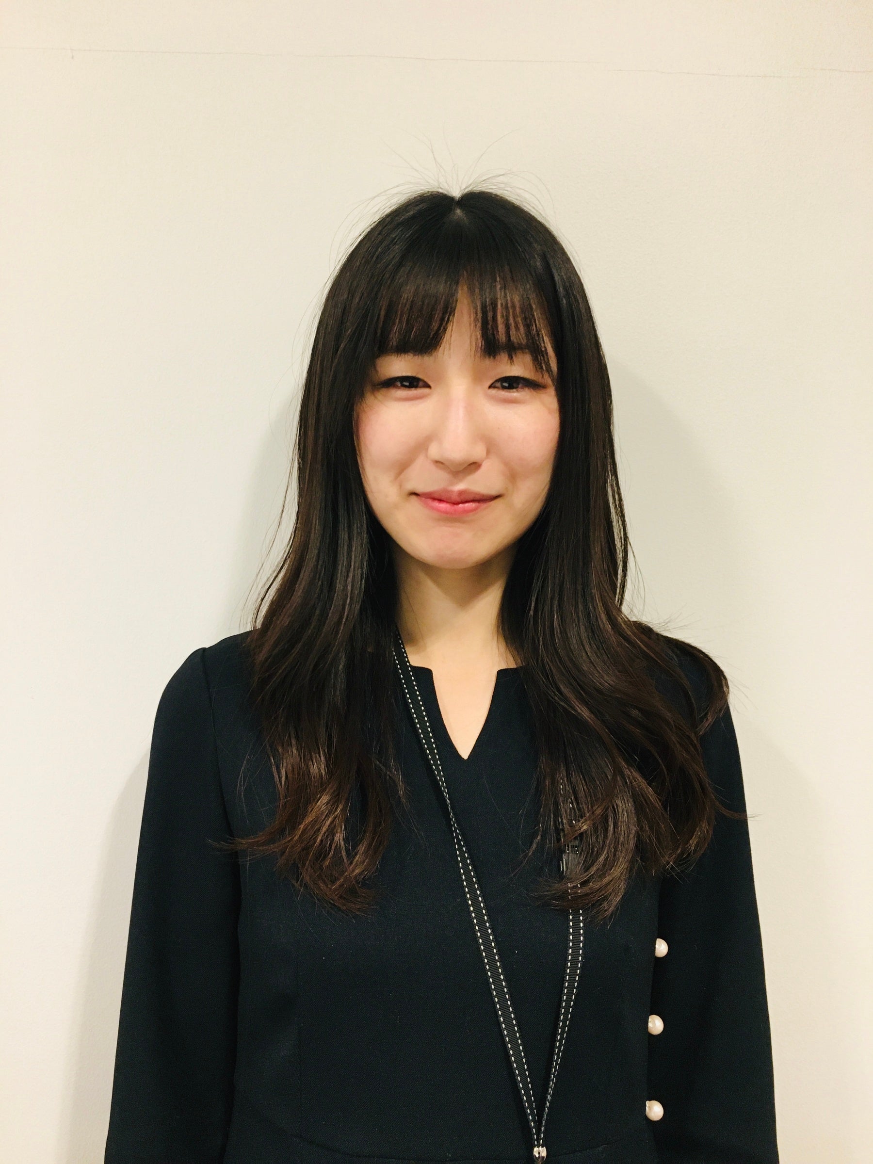 商品統括本部　商品部 日配・菓子　菓子グループ 清棲　萌実